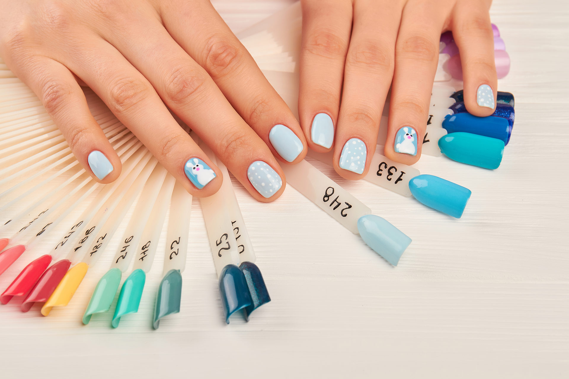 The 3 Best Types Of In-Home Manicures